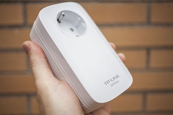 TP-LINK-TL-PA7020P